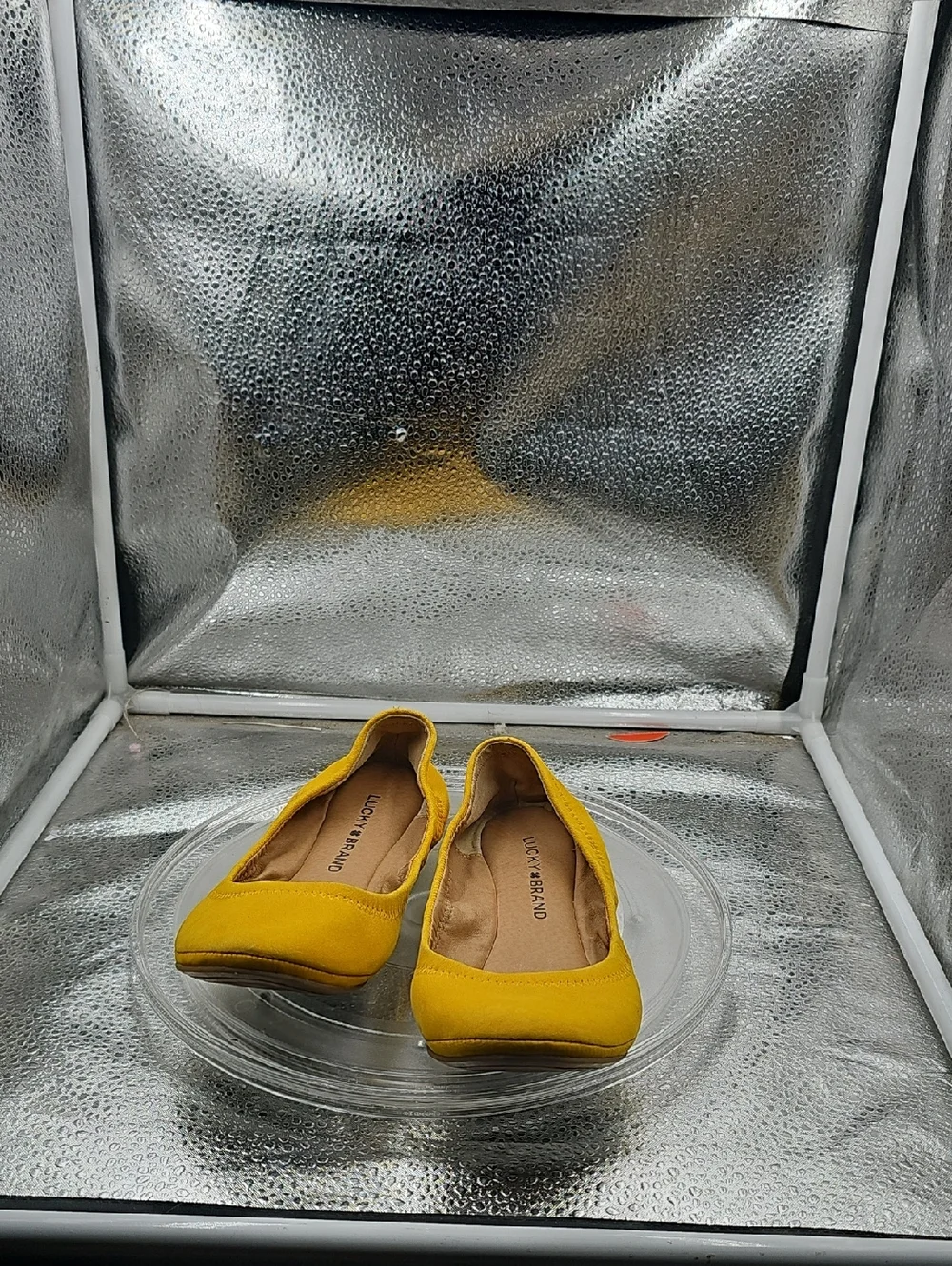P Deep Goldenrod Yellow Lucky Brand Slippers Sz 8 - Picture 2 of 6